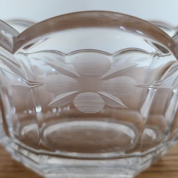 Vintage Art Deco Pressed Glass Sugar Bowl Circa 1920 With Etched Floral Details - Picture 9 of 15
